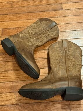 Ariat Heritage Hackamore Tawny Western Cowboy Boots 8EE $189 Retail 10019989